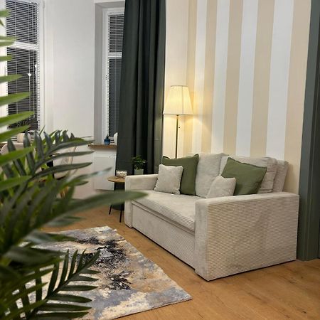 Apartament Pod Wieza 1 Wałbrzych Exteriör bild
